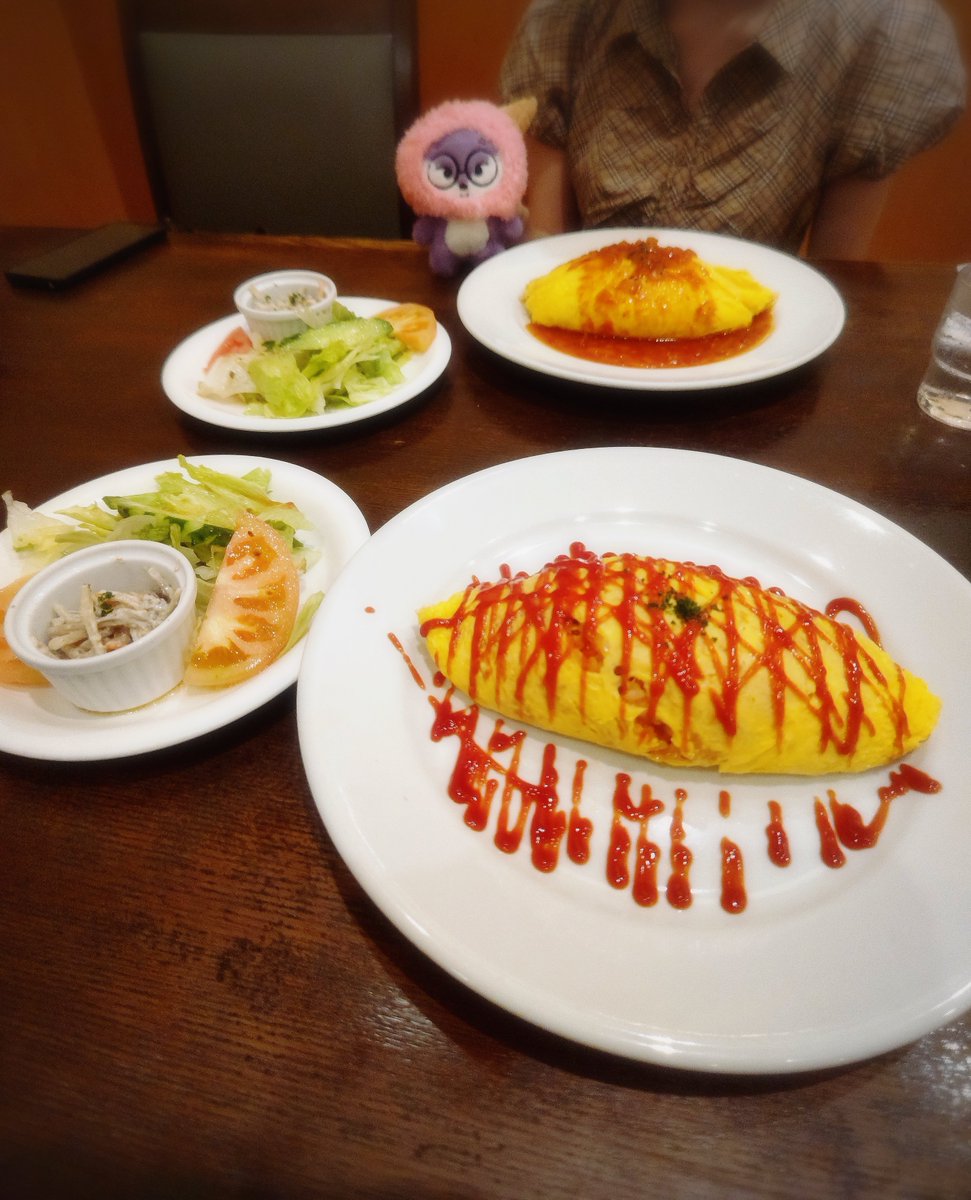 mjpkoi's tweet photo. イベント終了後は娘に会ってオムライス https://t.co/fZMSLXOTOj