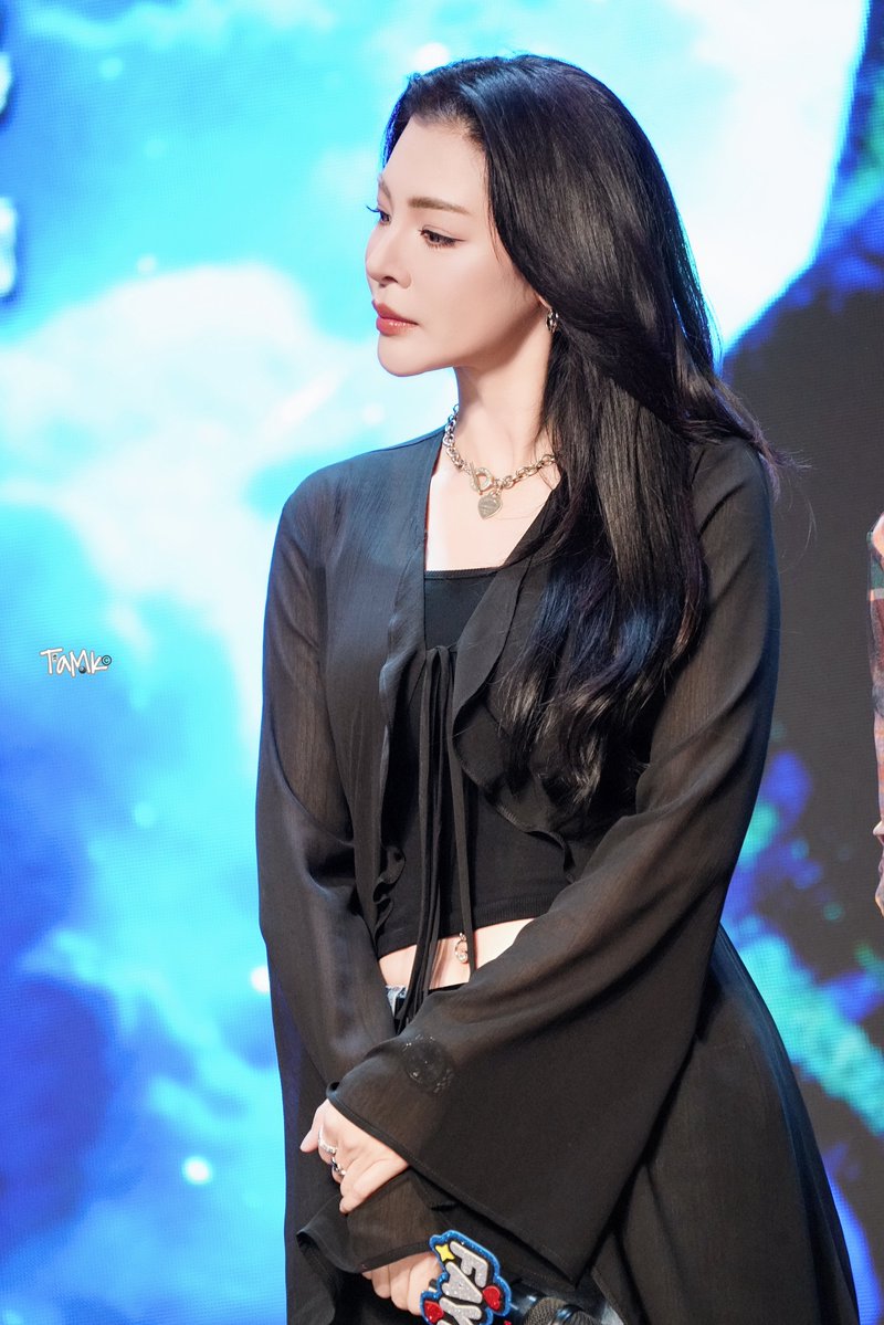 kasontam0k's tweet photo. suayyyy mak

FAYEATOM VIETNAM FANMEET 
#FayeAtom1stFMinHCMC https://t.co/fw4KRxN4AL