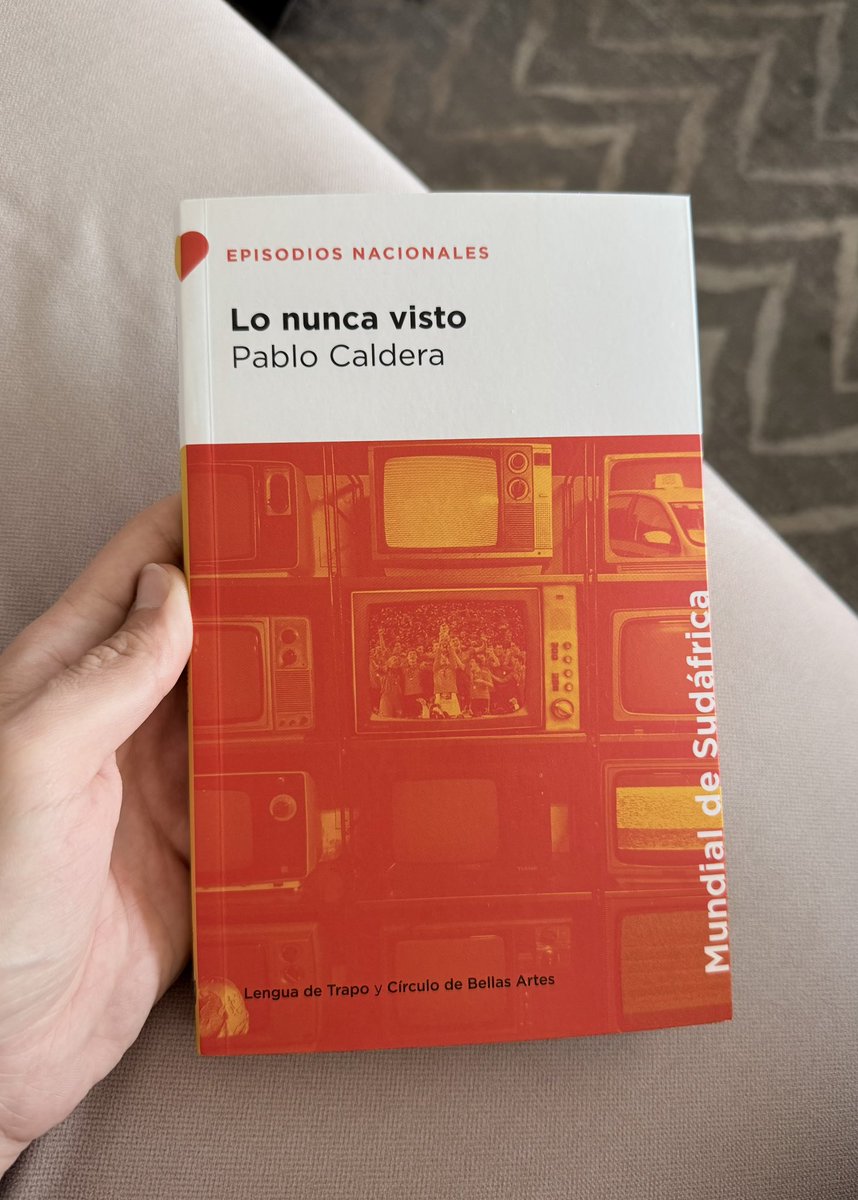 C7bl4's tweet photo. Hoy hace dieciséis años que España ganó el Mundial. Aquí, Pablo Caldera novela el tiki-taka con sensibilidad quinqui y desde sus ángulos más insospechados. Muy recomendable, @LenguadeTrapo. https://t.co/D4JGCq4YsB