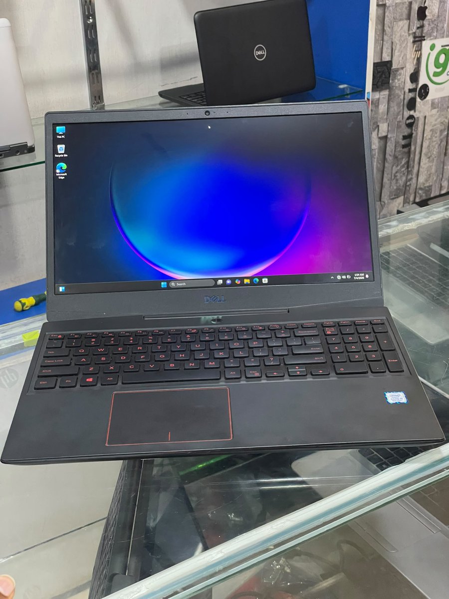 ROXITECHNOLOGIE's tweet photo. Visit Us at E-Tower Building Shop No C10 3rd floor along Kampala Road.

"DESIGNED FOR INTENSIVE COMPUTING."

Dell Latitude  3590 G3 Gaming Laptop icore5 9th Gen 16Gb RAM 512Gb SSD 4Gb RAM  DEDICATED GRAPHICS CARD.

Call/Whatsapp Us on;
+256759309953/+256774306597.
#Engineers #Programmers #Students #Architects #GraphicDesigners #VideoEditors #Researchers #Gamers