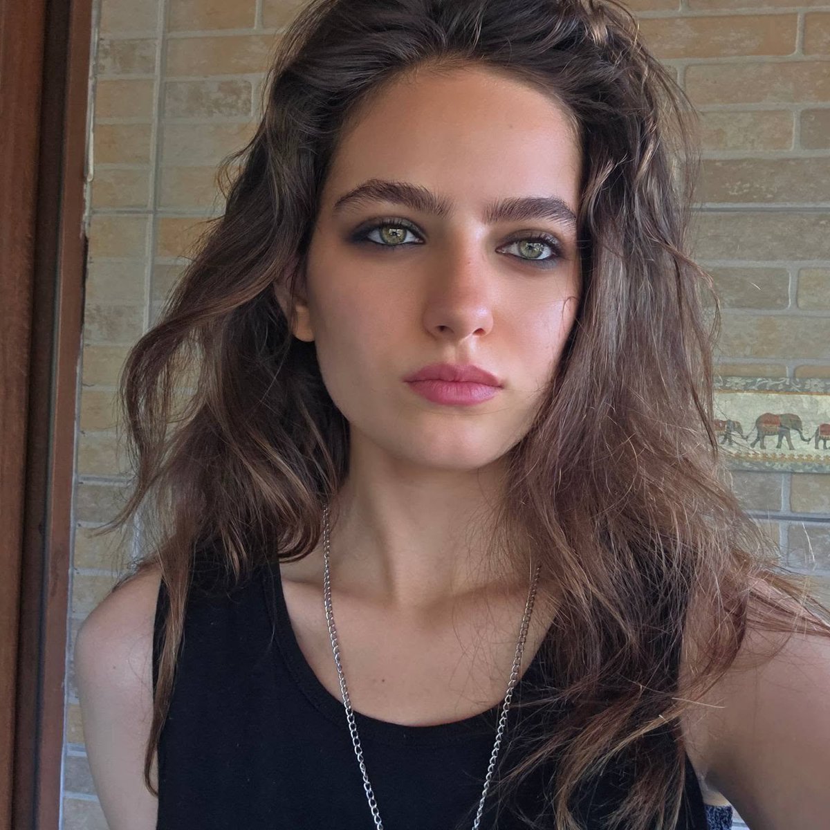 Alina tweet media