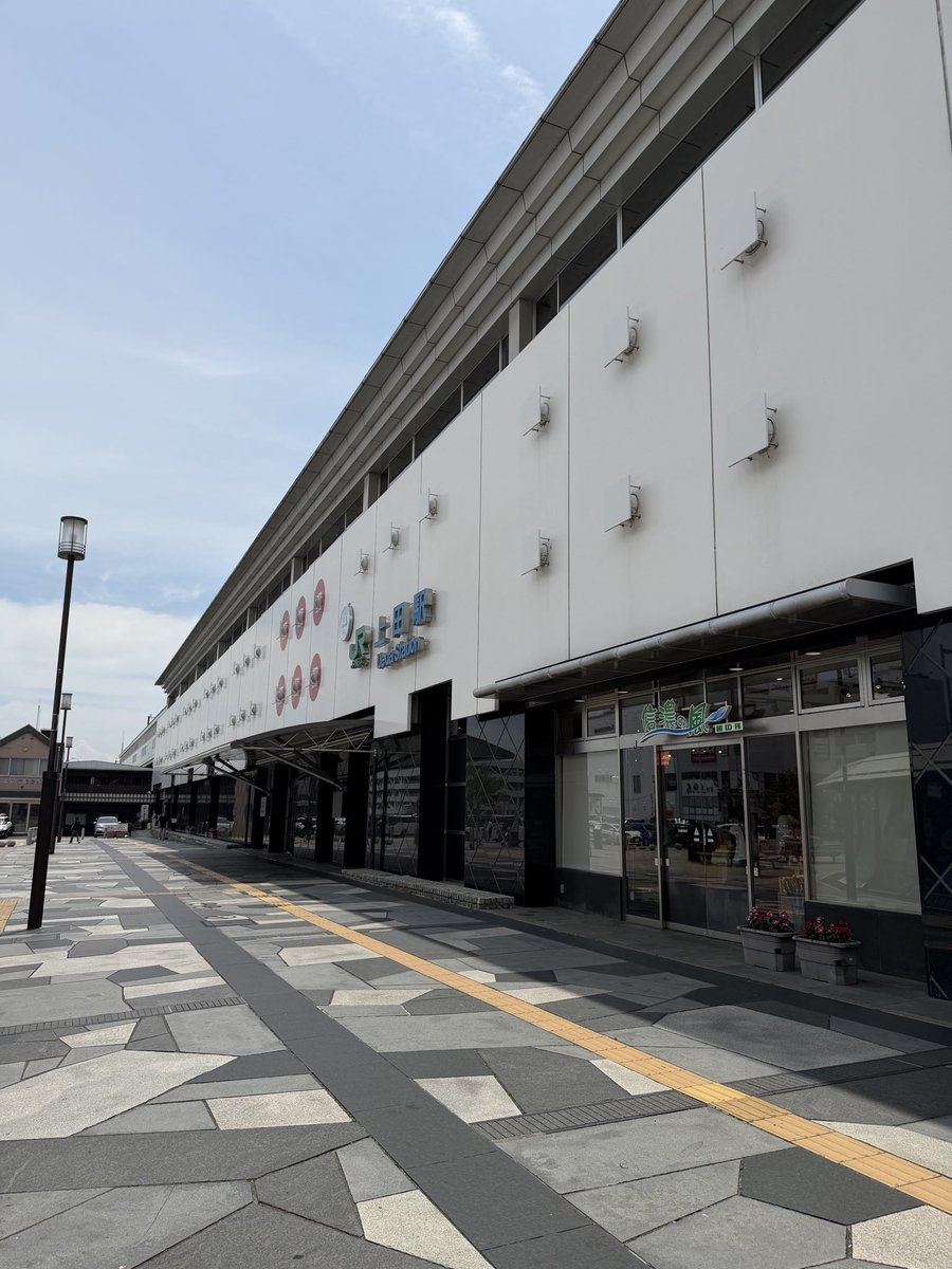 fumishas's tweet photo. 上田に来てみた
500円で基板変えてもらって
レディバグ１時間フリープレイ
８面までしか行けなかった
レバーの動きとか良かったから
あんまり引っかからなかった😊
あと１時間やればベスト超えられそうだったなー https://t.co/5uxbTyh998