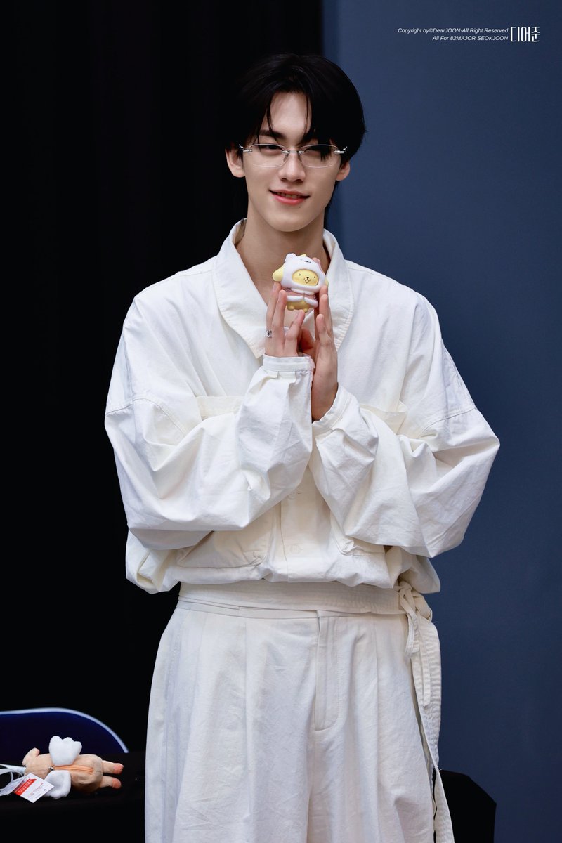 dearjoon1215's tweet photo. 260711 메이크스타

#박석준 #82MAJOR 
#82메이저 #에이티투메이저 https://t.co/QH3VAFcDlO
