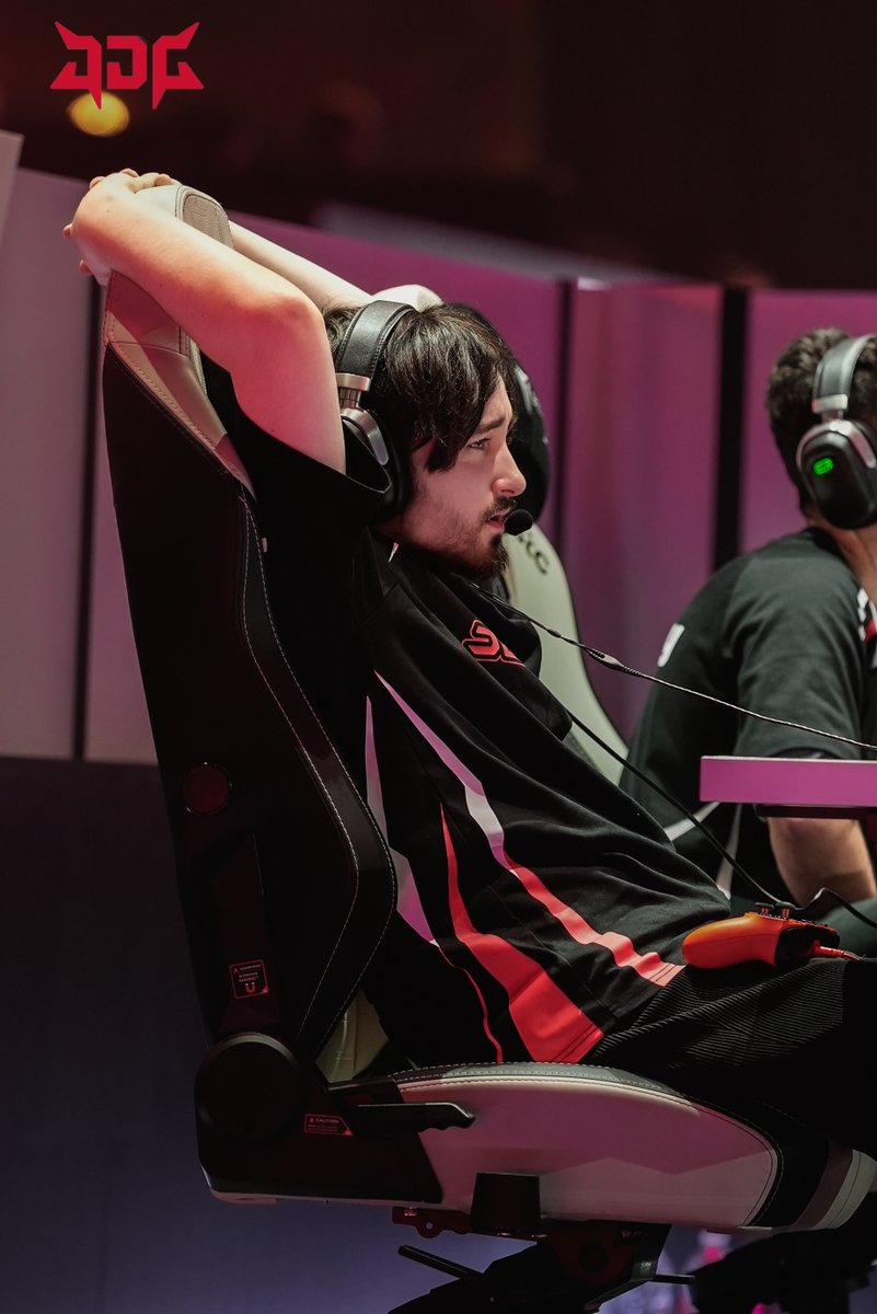 JD GAMING tweet media