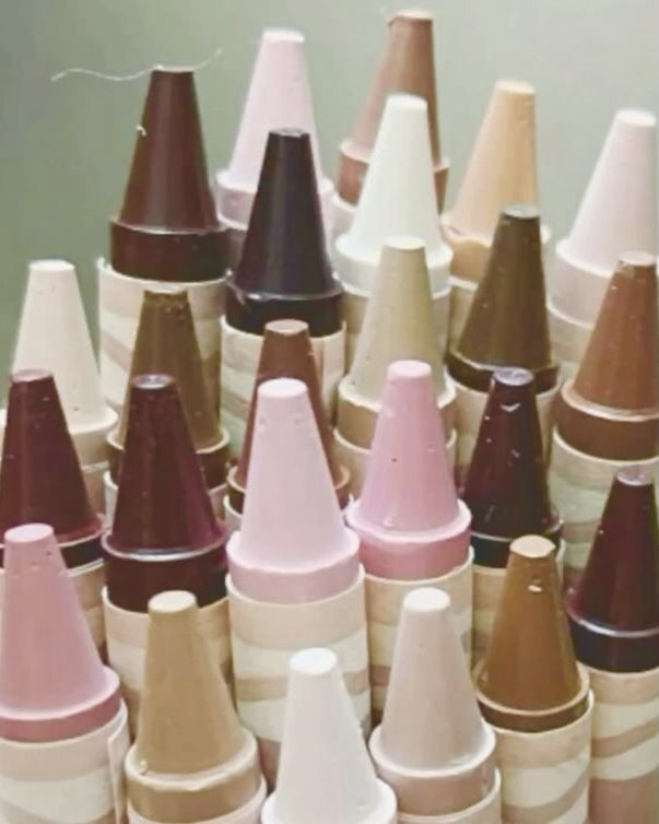 pinkologyarchiv's tweet photo. these colors >>> https://t.co/16fwvGxKQH