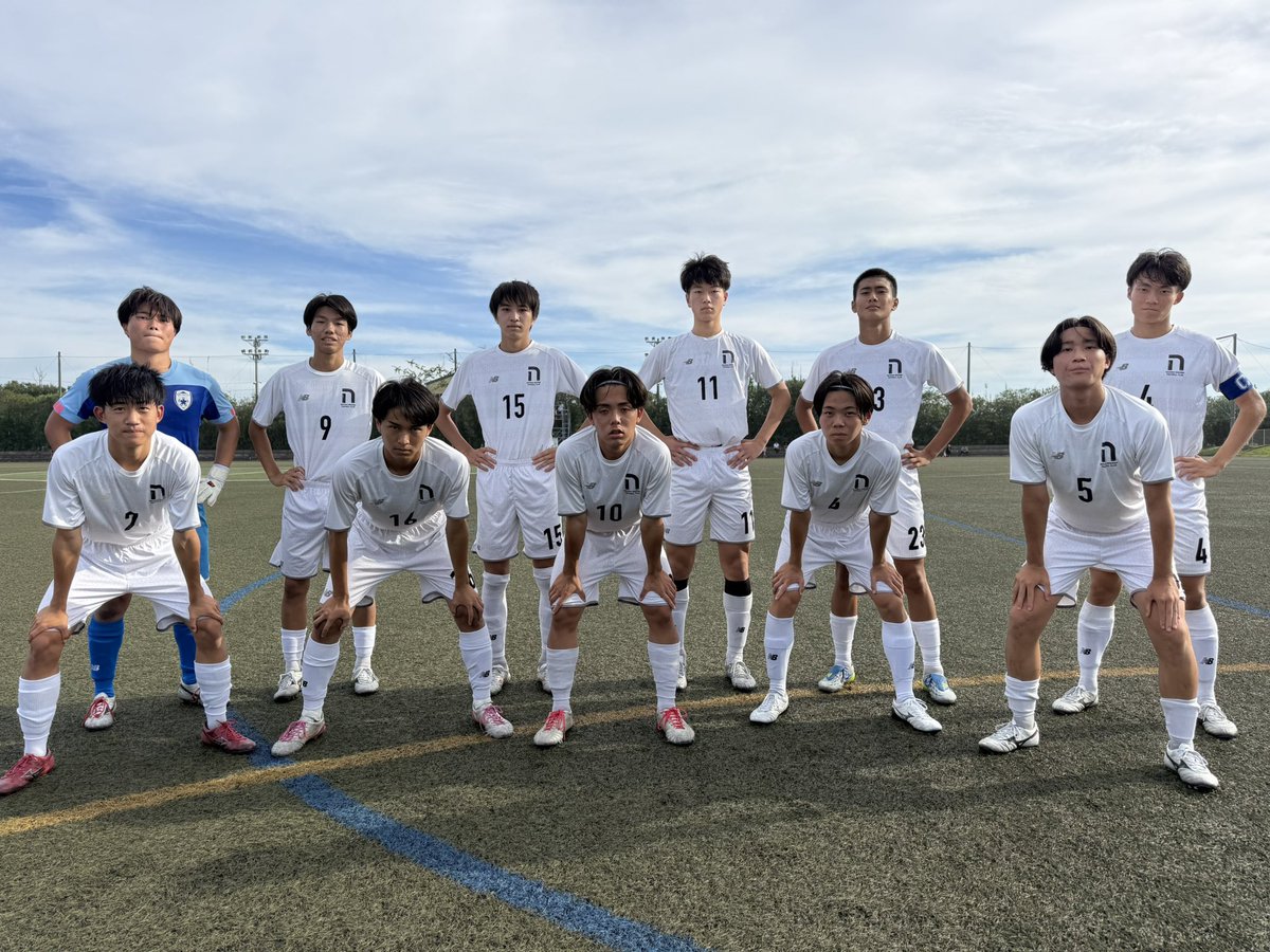 mashirokifujino's tweet photo. 高円宮杯JFAU-18サッカーリーグ
2026静岡Ａリーグ 第9節

日大三島 0-4 浜松開誠館セカンド

前半 0-4
後半 0-0

#日大三島サッカー https://t.co/BlcMhW9EYv