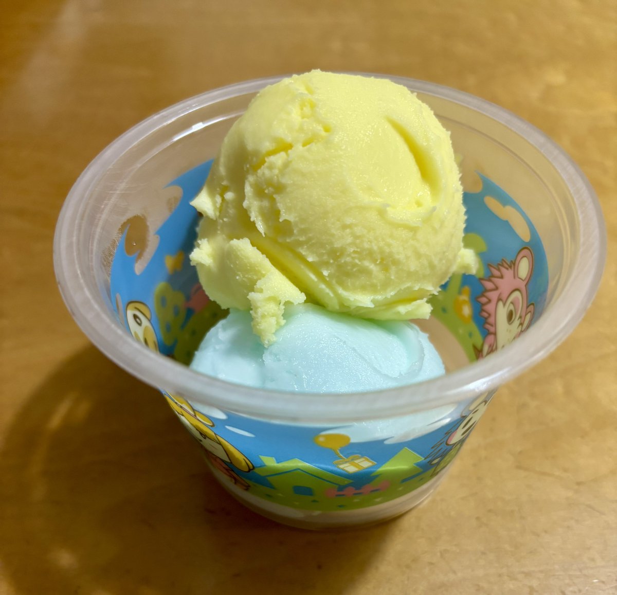 fun_place25's tweet photo. 大好きな🍋と🍸アイス〜
夏はこれだなぁ✨️ https://t.co/rjOSRs0O67