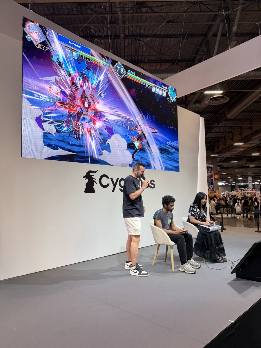 Kayane's tweet photo. On remet ça sur la scène de @Cygames_FR !
Venez m’affronter ! 🤜🏼🤛🏼😁 https://t.co/mwqIuJ3Pqk