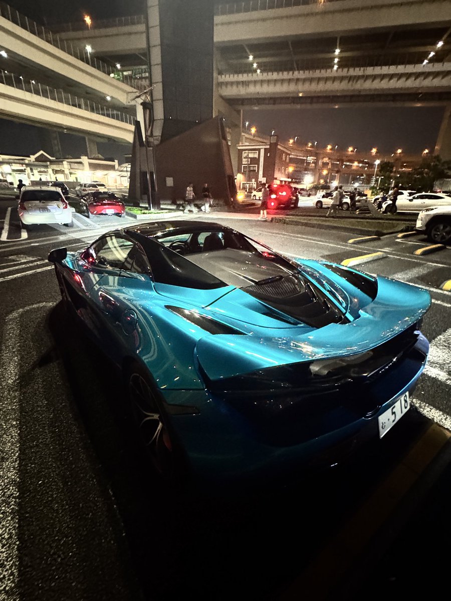 Lightning518's tweet photo. @reno4g_cars 自分もご挨拶出来てよかったです！ https://t.co/CvlJNPngrH