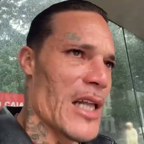Jay02731390's tweet photo. @PrimeiroFront Ta parecendo mais um desses videos "veridicos" de gente q viu o E.T. e chorou ou de trabalhador sofrido. 😂😂😂 https://t.co/FlMhIGss6u
