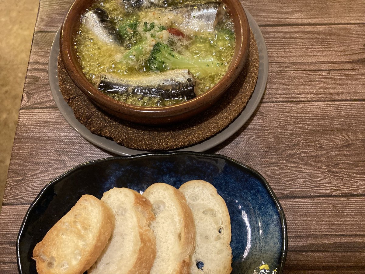 mitsu32_dqx's tweet photo. 暑くなるとどうしても飲み会の誘いが多くなる🍷 明日はまたスポーツ4時間コースが決定💪 https://t.co/mVxBz2heCX
