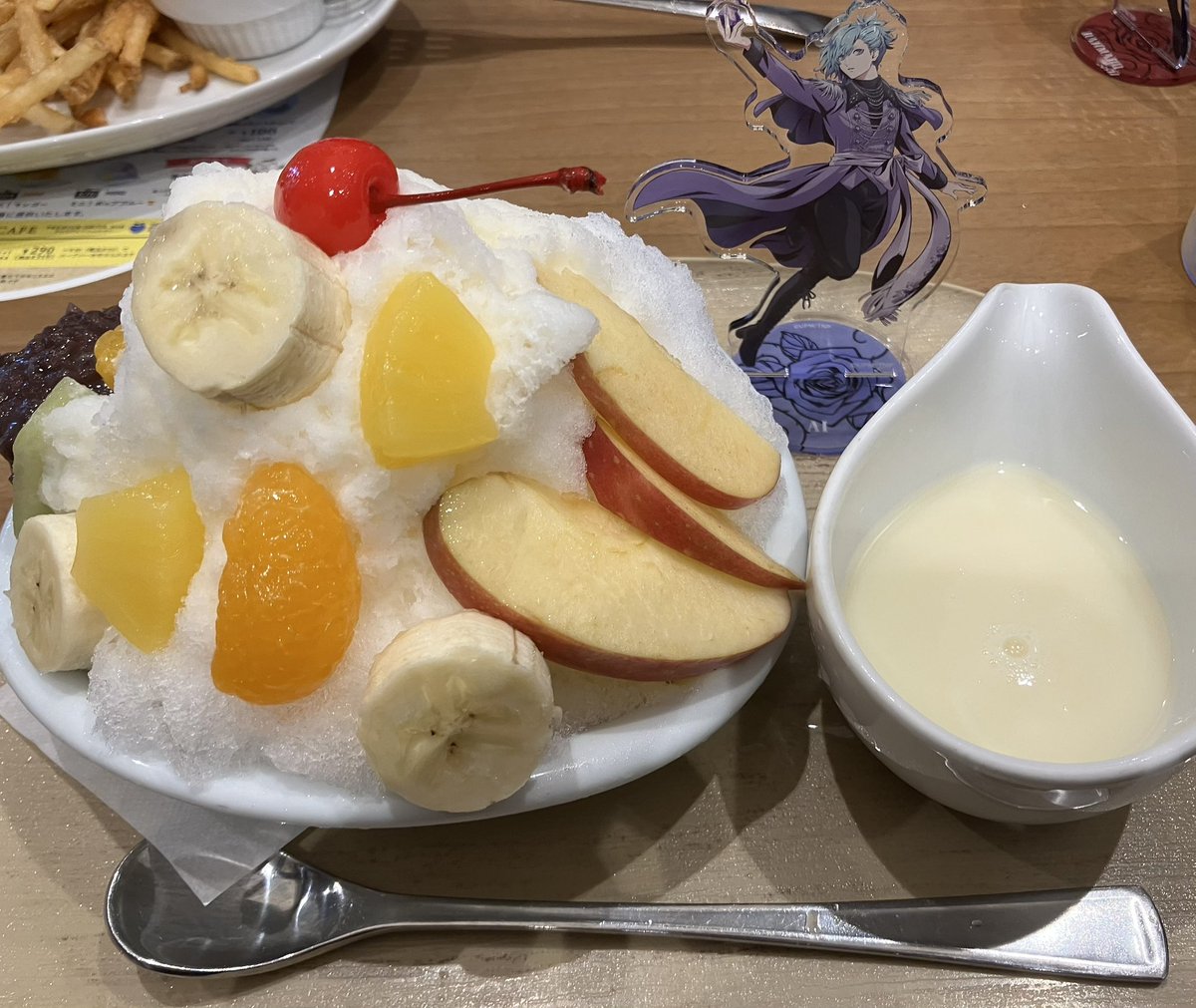 kanade701's tweet photo. ココスでカルライ語りしました
昨年のコラボの際はお世話になりました https://t.co/GodHNdXQpR