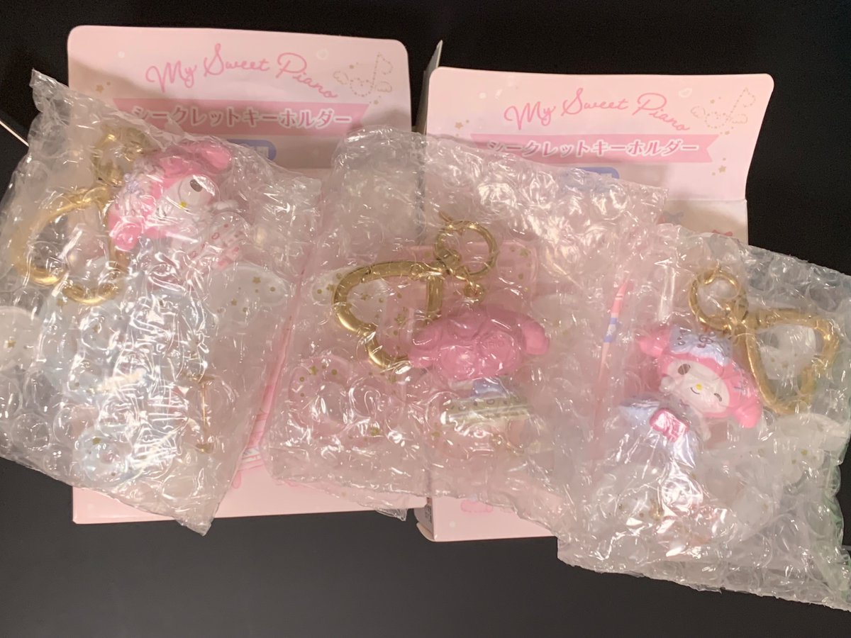 itonann's tweet photo. ピアノ マイメロ おめかしピアノはっぴょう会 サンリオ シークレットキーホルダー 交換

♡譲
マイメロディちゃん 3種類

♡求
ピアノちゃん どれでも

3つ纏めて交換優先させていただきます🙇
大宮手渡しor郵送希望です❁
お心あたりのある方、お気軽にお声がけよろしくお願いいたします。 https://t.co/JKdsXptcqq