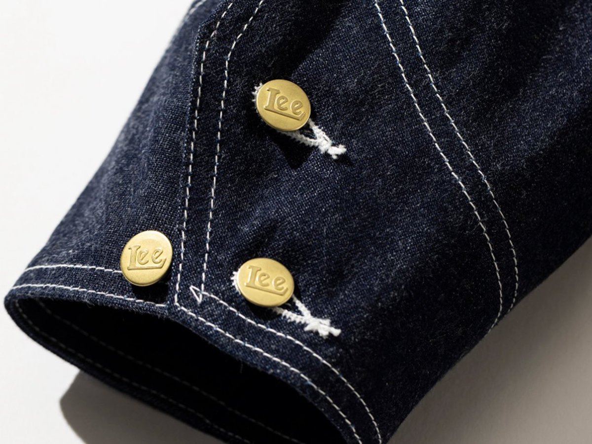 SAPPOROBASE's tweet photo. Lee ARCHIVES 91-J JACKET 1947MODEL
https://t.co/yAIbn9AbS9

#levis #リーバイス
#standardcalifornia #HTC #resolute
#tes #bendavis #champion #Russellathletic
#cookman #healthknit
#tcbjeans #wrangler #lee
#rainbowsandals #vans
#towncraft #thriftylook
#アメカジ #札幌 https://t.co/SDQIsn4WjS