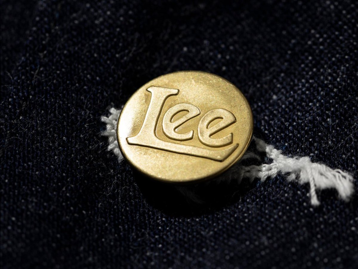 SAPPOROBASE's tweet photo. Lee ARCHIVES 91-J JACKET 1947MODEL
https://t.co/yAIbn9AbS9

#levis #リーバイス
#standardcalifornia #HTC #resolute
#tes #bendavis #champion #Russellathletic
#cookman #healthknit
#tcbjeans #wrangler #lee
#rainbowsandals #vans
#towncraft #thriftylook
#アメカジ #札幌 https://t.co/SDQIsn4WjS