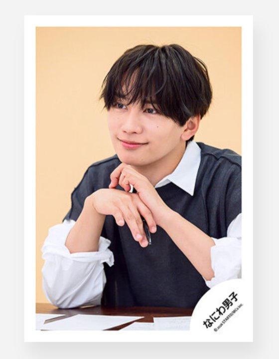 rose_93x's tweet photo. 黒髪×袖まくり https://t.co/JGiTNF3HS6