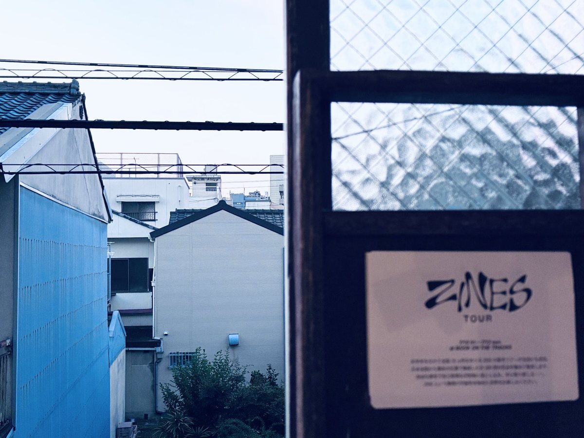 honno_wadachi's tweet photo. 「ZINES TOUR 2026」、明日が最終日です。愛媛でこれほど多くのZINEに出会える機会はなかなかありませぬ。日曜日も13時からお待ちしています。ぜひ、遊びにいらしてください。 https://t.co/IfWYPYNhqi