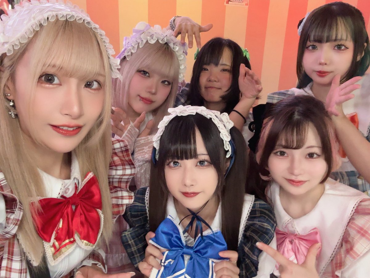 question_IDOL_'s tweet photo. ┈💗20時𝙊𝙋𝙀𝙉💗┈

💎あすか🆕メンカラお披露目会2日目💎
皆様のご来店をお待ちしております♩

イベント限定ポスターがもらえるじゃんけん大会もゲリラ開催✊✨お見逃しなく…！👀💕

くえすちょんライブ🎤22時～
あすか💎りお💟ねむ🐑みこ🌸らみあ🫟もなか🍯
 #富山コンカフェ #くえすちょん https://t.co/k8Y4Qbzi1a