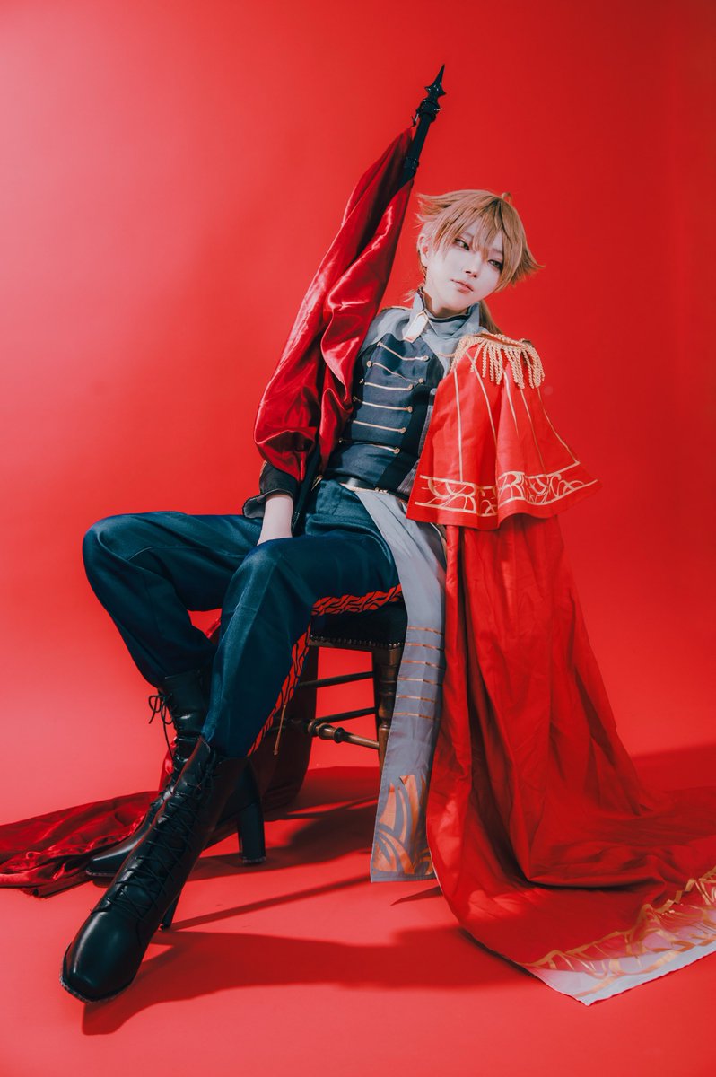 no_si_o1's tweet photo. Cosplay  🌈🕒／🦊✌️
　　栄光を
photo.@awonosora https://t.co/qwK7W7glu4