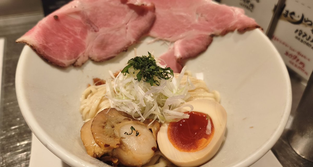 azarasimaa's tweet photo. 難波でまぜそば https://t.co/Ym9USN4ycv