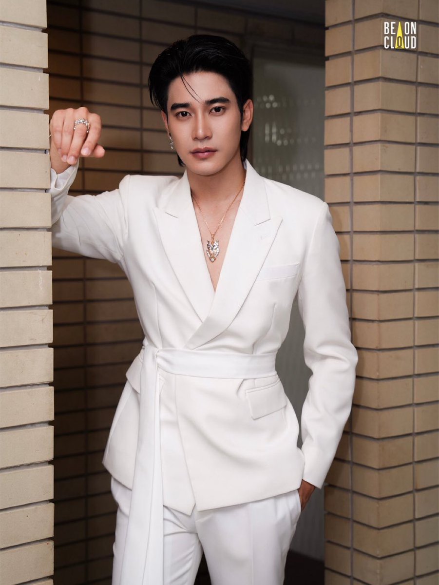 salisalisax's tweet photo. ลุคส์ฟ้องหย่ามากกกกกกกก https://t.co/lIizbaUeRY