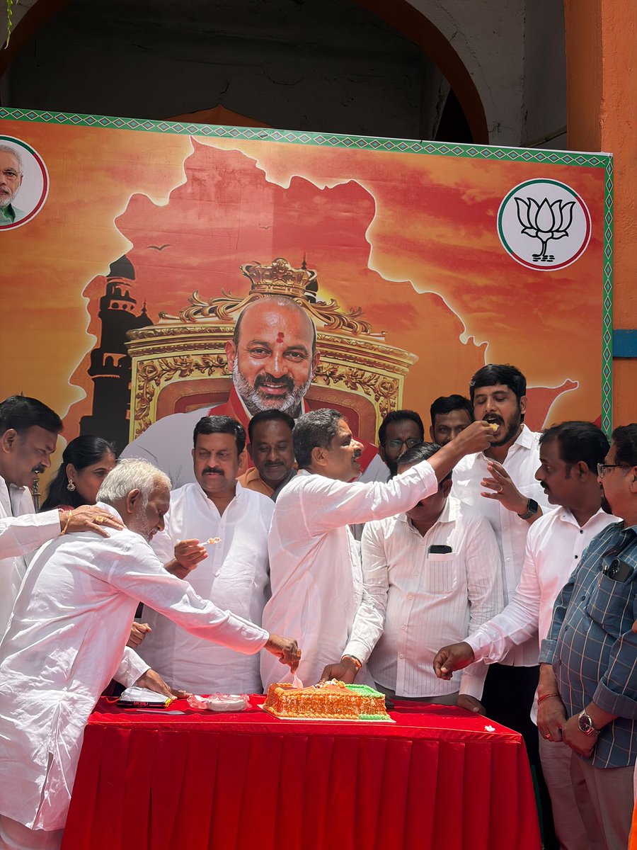 VijjithVarma's tweet photo. Heartfelt birthday wishes to our beloved leader, Union Minister Shri Bandi Sanjay Anna.
Birthday celebrations were held with great enthusiasm at the BJP Kukatpally Office in the presence of party leaders and karyakartas. May Anna be blessed with good health, long life, and continued strength to serve the nation and the people with dedication.@bandisanjay_bjp 
#HappyBirthdayBandiSanjay #BandiSanjay #BJP #BJPTelangana #Kukatpally #SevaHiSangathan