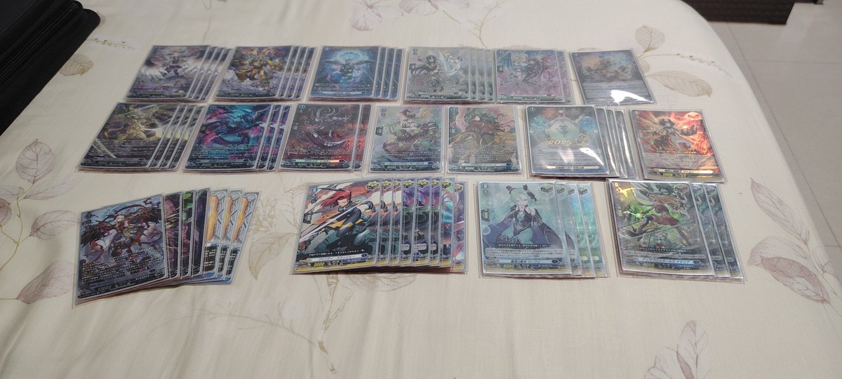 NightmareYander's tweet photo. @Cardboard_CS weekly locals
2-1 with odium

R1 vs I11 (story) 2nd W
R2 vs afterglow bangdream 2nd W
R3 vs kaicon 2nd L (friendly fire, lend him my kaicon deck) 

Go 2nd gaming streak continues zzz

#VGTopDecks 
#ヴァンガードデッキ紹介
 #ヴァンガード優勝 
#スタンダード https://t.co/IXVflsLevU