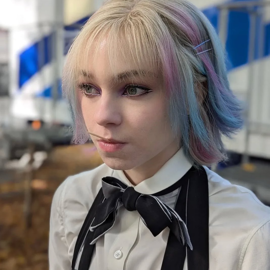 esinclaires's tweet photo. enid losing her scars in season 2 is my villain origin story https://t.co/6Kp5PVhPYO