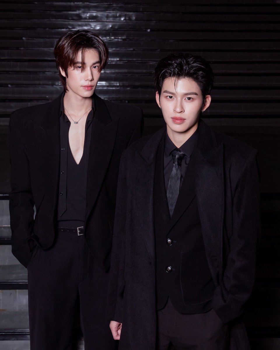 GMMTV's tweet photo. ปอนด์ ภูวิน พร้อมเจอทุกคนแล้วที่งาน "มีสติแล้วลูกพีช Peach and Me Premiere Night 🤟" #PeachAndMeSeriesEP1 

“มีสติแล้วลูกพีช Peach and Me” 🤟
ทุกวันเสาร์ เวลา 20:30 น. ทางช่อง GMM25 
และดูออนไลน์ เวลา 21:30 น. บนแอป iQIYI 
และเว็บ https://t.co/505TJuoL0f ที่เดียวเท่านั้น

#PeachAndMeSeries
#GMMTV