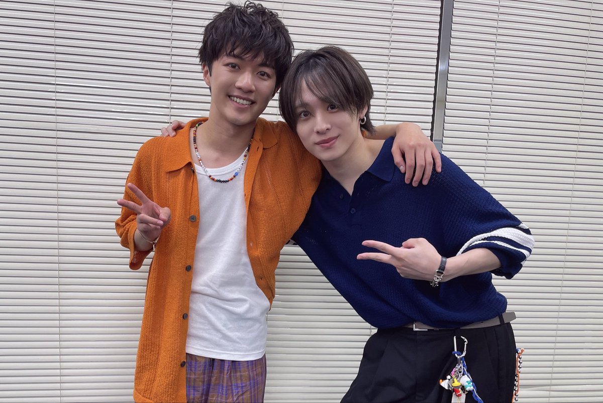 p_man1120's tweet photo. 歩けるようになって一発目は
らいらいのサマーイベントでした〜！！

ほんとーーに笑い疲れた😂😂

会うの超久しぶりだったのにこんなに話も絶えず盛り上がったのはやっぱりらいらいのおかげ！

包容力神でした！！！☝️

ご来場ありがとうございました☺️ https://t.co/4S2I40oKub