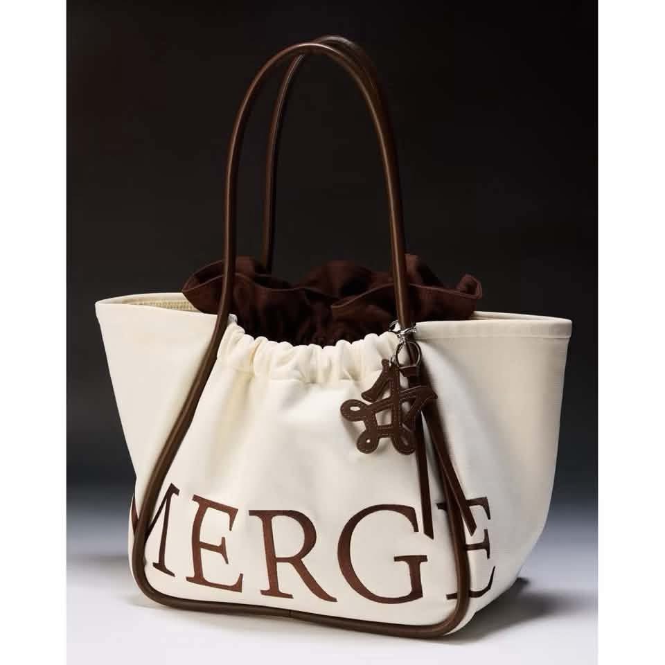 sspenwq's tweet photo. 📌 ส่งต่อ Merge A Day Bag Defect*ไซส์ L 
🌷 : ไม่เคยใช้ ไม่มีตำหนิ ใส่ของได้เย้อ
🌼 price : 1599 from 2790 free shipping 
ขอดู พต ได้ ส่งแมส คอลได้ นัดรับได้ค่า 🪸
#ส่งต่อmerge #ส่งต่อกระเป๋า #ส่งต่อเสื้อผ้า #cintageshop #stylistshop #feelfreebkk #ส่งต่อเสื้อผ้ามือสอง #คสอมือสอง https://t.co/f5wOydgsS5
