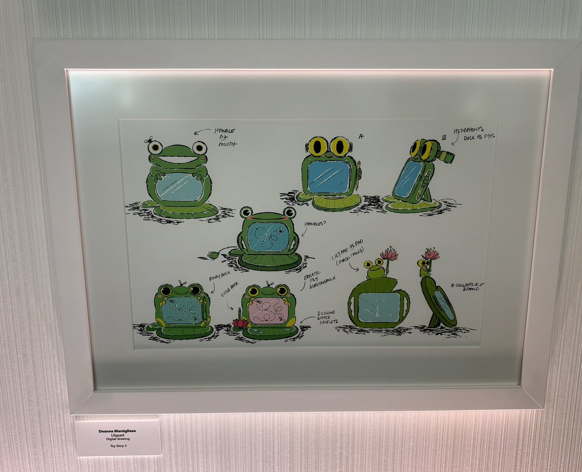 De_sney's tweet photo. 【DLR初日：PIXER PLACE HOTEL】
トイストーリー5のアートの展示🎨
ネタバレ回避で載せませんがバズ軍団のアートでめっちゃ好きなのがありました笑 https://t.co/tCbjk5zVJI