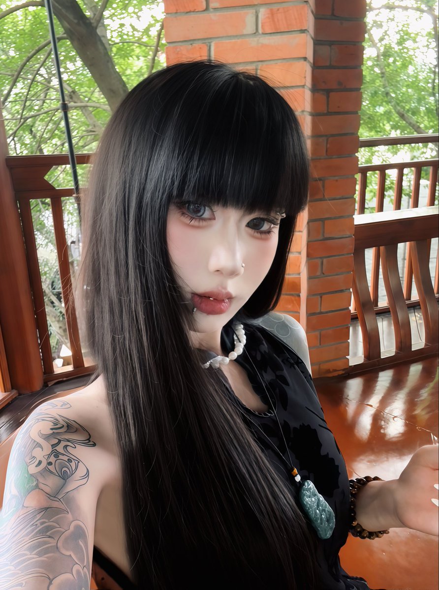 BaBiHllo's tweet photo. 你长那样真的有感情问题吗 https://t.co/8cEmijJEx9