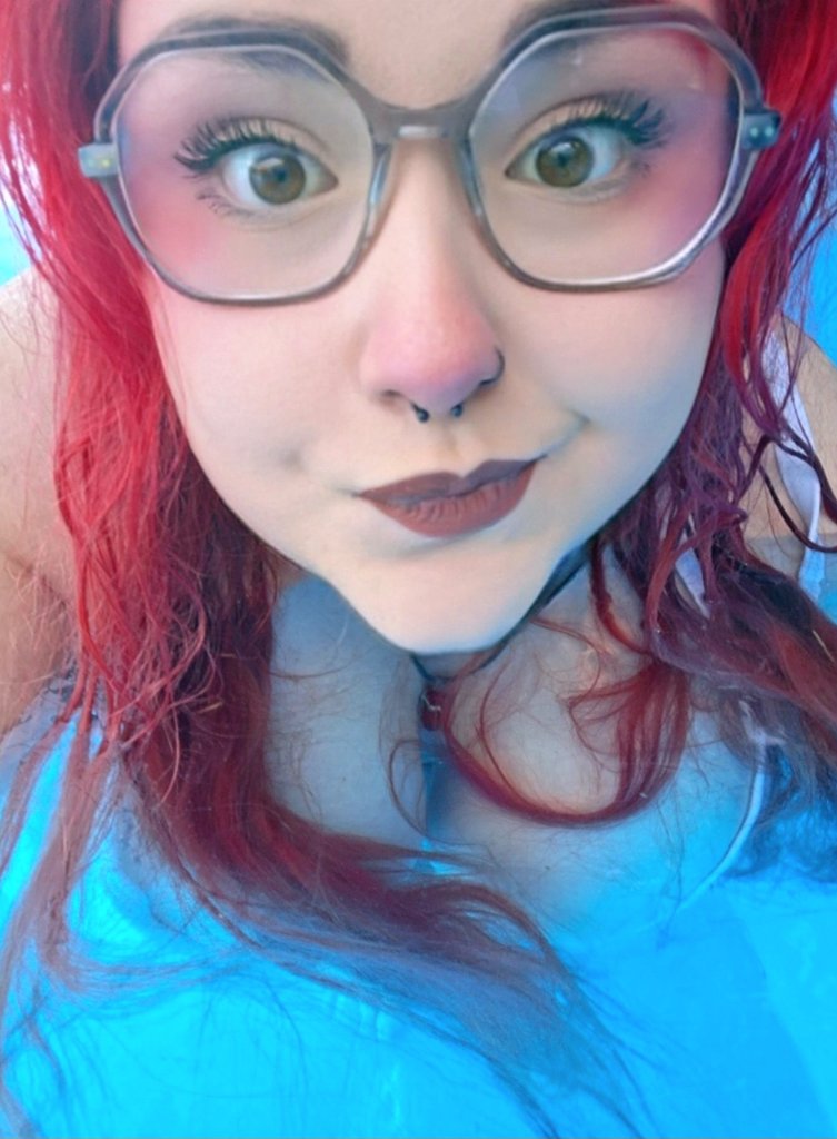 Intensita de Vallekas. 🤓💛 tweet media