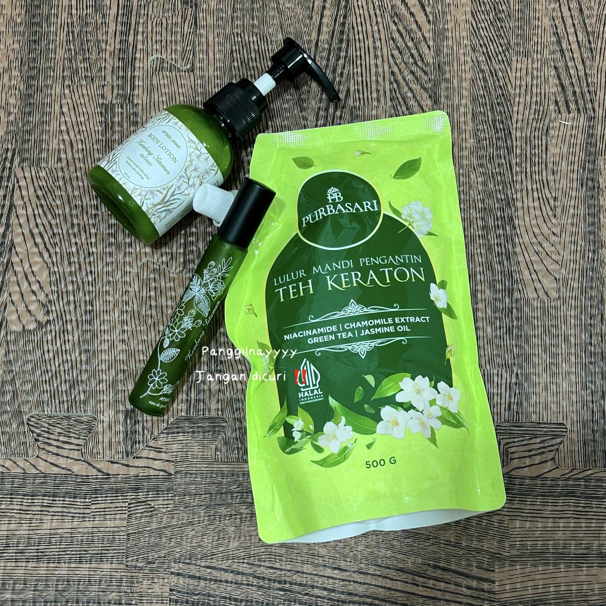 panggilnayyyy's tweet photo. oh..you smell like a putri keraton all day🥺✨ https://t.co/8f2ZLbvstd