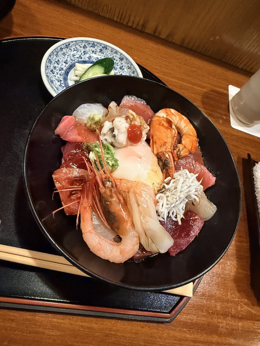 bornfreeonekiss's tweet photo. 美味しかった！海鮮丼🔥 https://t.co/HPsjMMMEE7