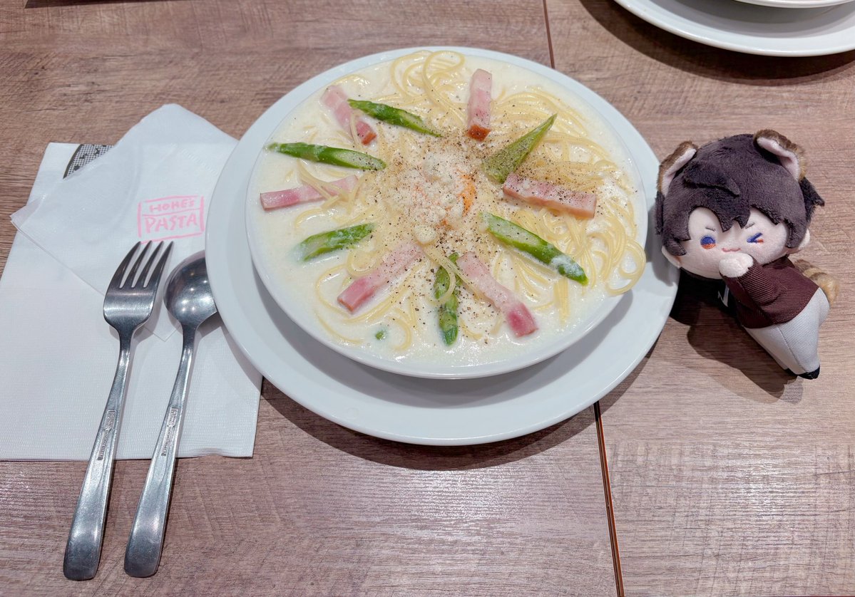 with_mahiru613's tweet photo. 今日はお昼一緒に食べてグラッテ!!の予定だったんだけど…
すっごく混んでたので断念🥲
その代わりに飲んだフルーツジュース冷たくて美味しかった.ᐟ.ᐟ
マヒルにも会えたしよかった😽⸝⸝❤︎ https://t.co/ZC4l3x8YyX