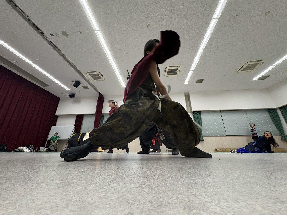 sword_works2012's tweet photo. #SwordWorks 
#シンガンノギョクザ 

通しを経て稽古も大詰めです！！
上演時間は2時間となっております！
まだまだご予約受付中です✨
（すてら）

公演詳細▶︎ https://t.co/qZ5O7QbwzD
予約窓口一覧▶︎ https://t.co/qpkpOcVPpZ https://t.co/gbKdOnxruE