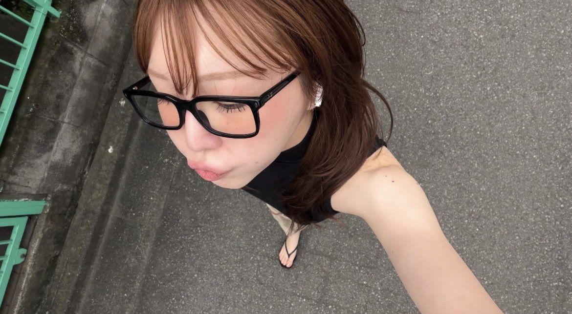 FUN_2nds's tweet photo. チークオレンジ感ある🤔
このお口ハマってるのかな？可愛い💞
雰囲気も色合いもオシャレ
 #こと  #セカンズ @2nds_kt https://t.co/XUVZsjVDT5