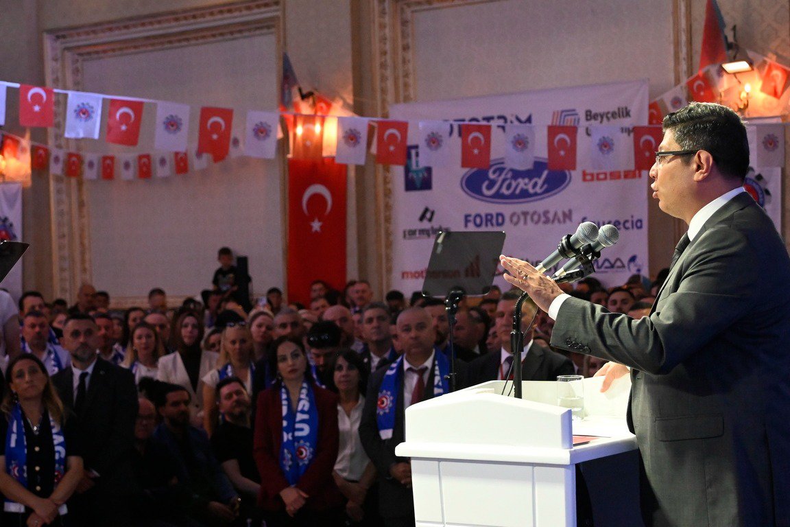 AltundagUysal's tweet photo. Bu duygularla, Sendikamızın kuruluşunun 63. yıldönümünü bir kez daha kutluyor, genel kurulda göreve seçilecek tüm arkadaşlarıma üstün başarılar diliyorum. https://t.co/7W9U3c05ba
