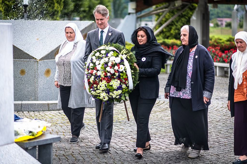 Nus_Ghani's tweet photo. 🗓️ Today is Srebrenica Memorial Day, marking 31 years since the Bosnian genocide in July 1995.

As @FCDOGovUK Minister, I visited Bosnia in 2024 & met the brave surviving women who still await justice.

It is important we continue remembering & honouring the many victims of what has been described by the United Nations as the ‘worst crime on European soil since the Second World War’.

#SrebrenicaMemorialDay #RememberingSrebrenica
@SrebrenicaUK @SrebrenicaMC