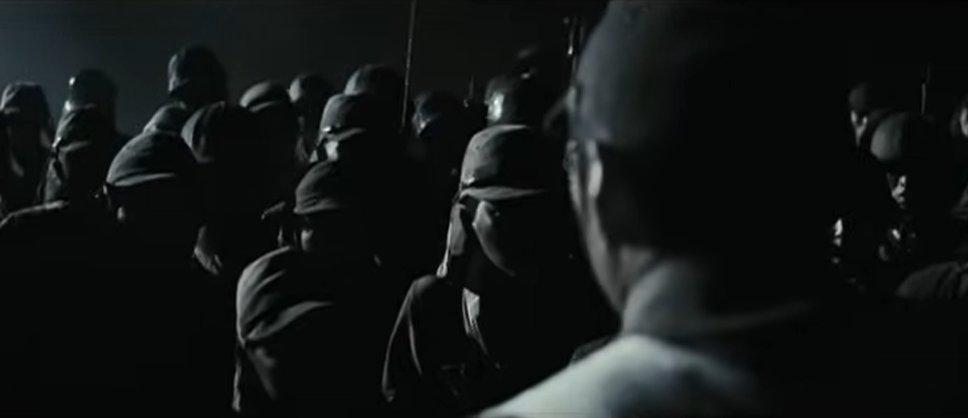 haikyotabe's tweet photo. 映画『硫黄島からの手紙』で本当に言いたかった事、それが現れているのが守備隊最期の突撃前の栗林司令官の訓示だったと思う
「諸君らの霊に涙し黙祷を捧げる日が必ずや来るであろう」
これは映画を見ている我々に対する問いかけになっている
忘れてはいまいか？戦争があった事を
来月は終戦記念日だ https://t.co/bKnELgaN3i