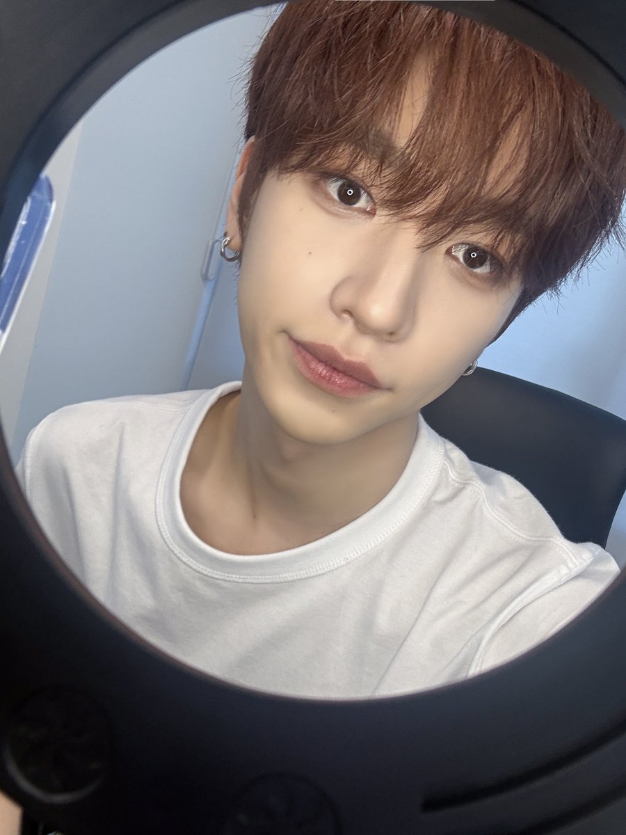 nSSign_official's tweet photo. [ #한준 ] 동글

#nSSign #엔싸인 #エンサイン #HANJUN https://t.co/3LqU9KMWeP