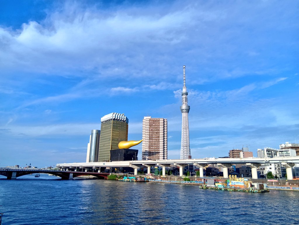 Alfee144S's tweet photo. これだけ浅草行っているのにやっと踏み入れた『マルベル堂』入口にアルフィーさんいたから1枚お迎え。実に楽しい場所だわ。もう一方の聖地で夢の共演をしてきた。ただ珈琲飲みながらﾆﾖﾆﾖしてきただけなんだけれど。こちらにも行ったのよ https://t.co/Ty1yJsqiJg