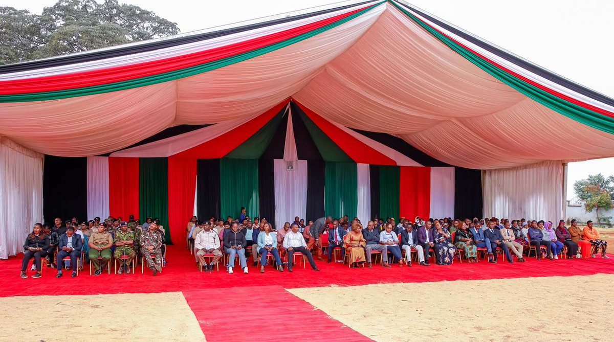 _nate23's tweet photo. Youth enterprise in Kirinyaga has received a stronger financial boost after Governor Anne Waiguru raised the total startup support for eligible second tranche beneficiaries to KSh 60,000. #NYOTAProgram #KirinyagaRising #KaziIongee https://t.co/a91bfMgQQF