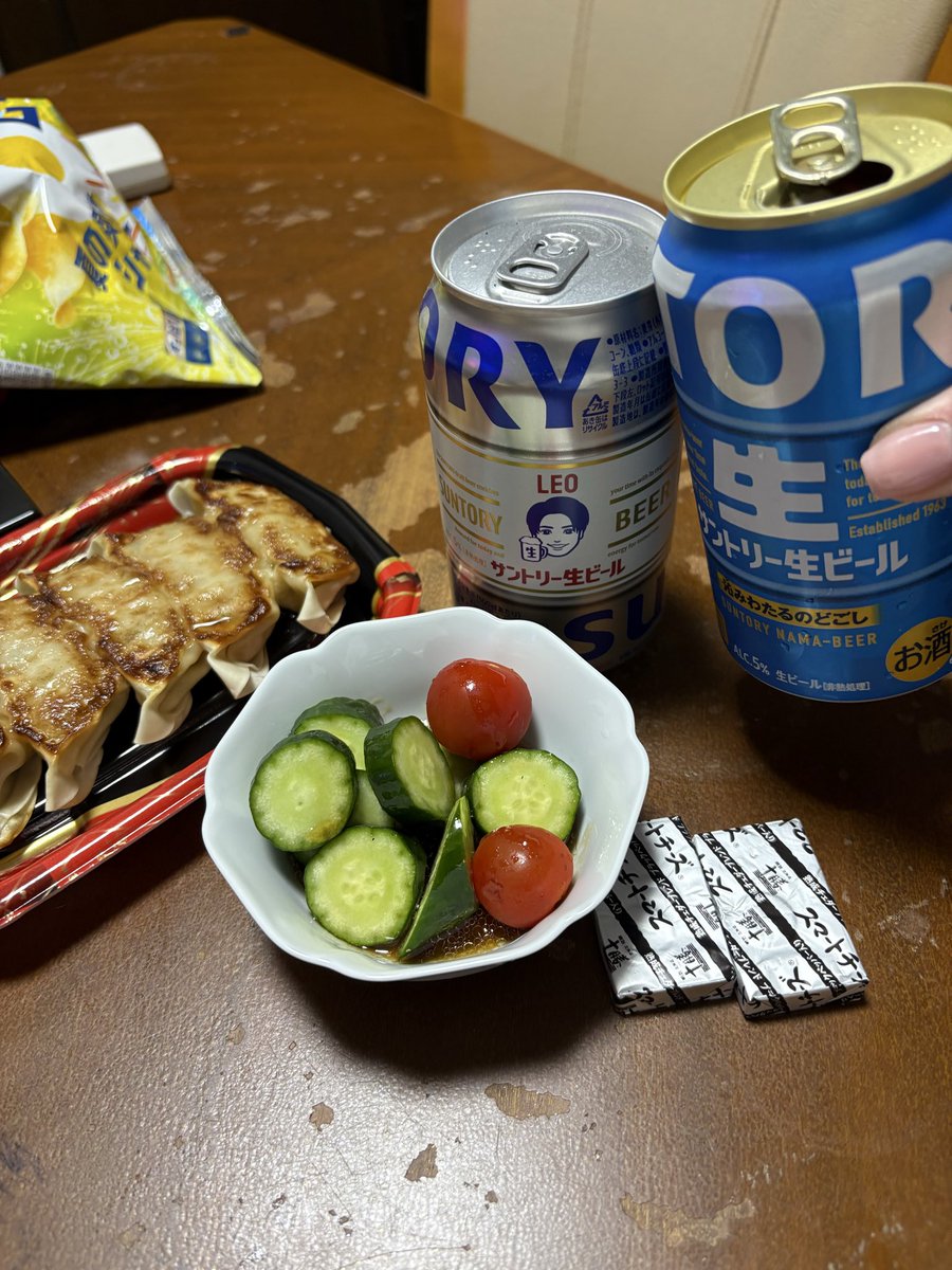 bfbfiwiw's tweet photo. 去年のキャンペーンでいただいた缶と乾杯🍻

#サン生ユニと乾杯 
#サン生
#生FIRST https://t.co/78LEedMJRl