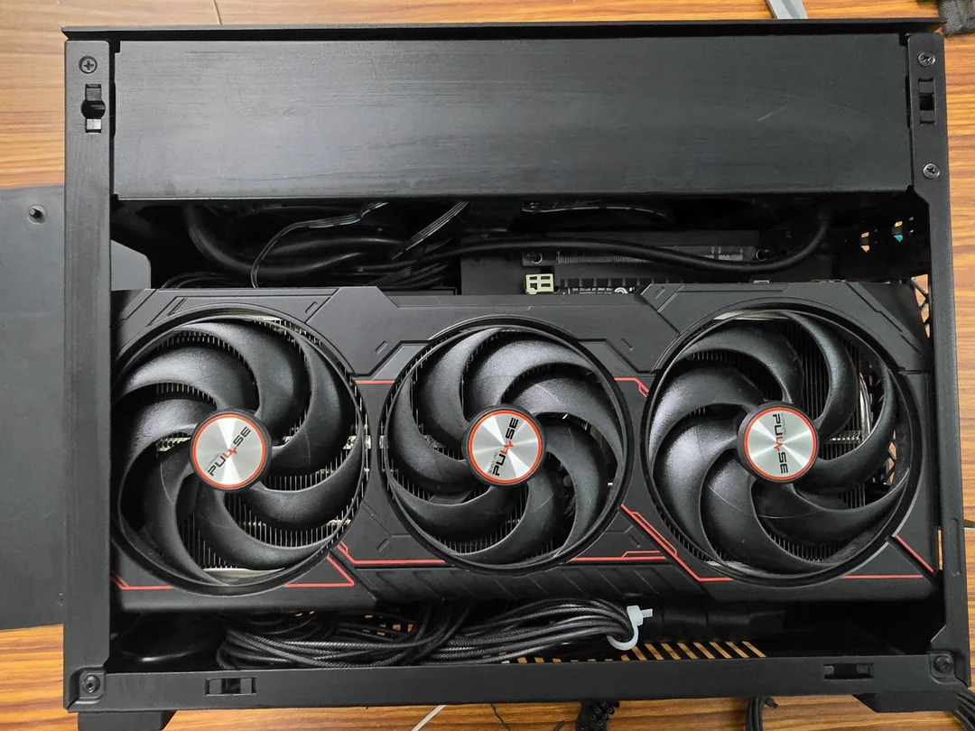 SapphireTech's tweet photo. A compact powerhouse! Incredible SFF build by u/zoom2Sammy fitting our SAPPHIRE PULSE AMD Radeon RX 9070 XT in to the Dan A4 H2O case
.
.
#RX9070XT #gamingsetup #SAPPHIREnation #AMD #Radeon #gamingcommunity https://t.co/jRNqKXxr8F