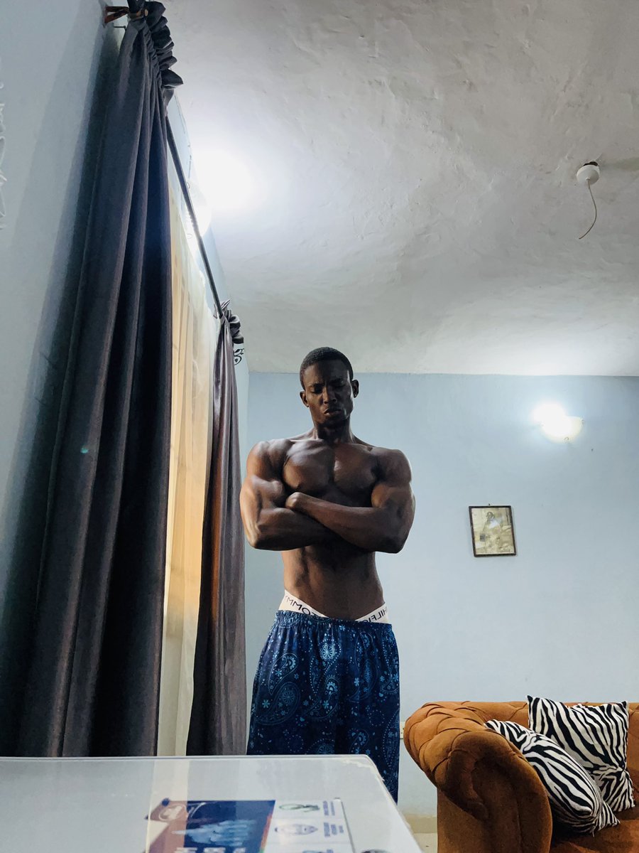 Ujfranc tweet picture