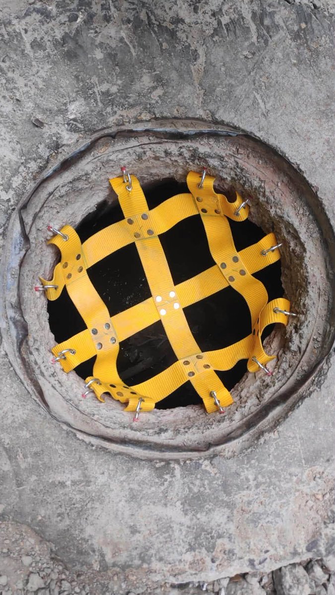 FayzanAbro's tweet photo. In a significant step to improve public safety, the Karachi Water & Sewerage Corporation (KWSC) has decided to install safety nets beneath manhole covers across the city.
The safety nets will act as a secondary barrier inside manholes, reducing the risk of fatal falls and enhancing safety on roads and footpaths. The move comes amid ongoing efforts by KWSC to address the long-standing issue of uncovered manholes, which have posed serious risks to residents.