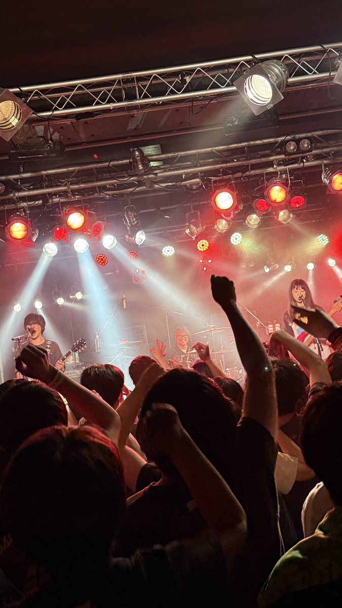BBB_Staff's tweet photo. ＼Base Ball Bear Tour「Lyrical Tattoo」ファイナル熊本公演ありがとうございました／

無事に全国ツアー完走いたしました！
ご来場いただいた全ての皆さま、ありがとうございました！

次回は9月、11月のワンマンで皆さまをお待ちしております。

◎25th Anniversary「 (This Is The) Base Ball Bear part.4」
🗓️2026年11月1日(日)
📍SGC HALL ARIAKE
OPEN 16:00 / START 17:00

🎫一般発売中
イープラス
🔗 https://t.co/bMoNOnYhqq
チケットぴあ
🔗 https://t.co/n9nosLSPeJ
ローソンチケット
🔗 https://t.co/ljmtWv3Enf

#baseballbear